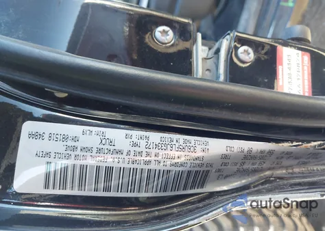 2018 Ram 2500 Laramie 4X4 6'4 Box z USA, uszkodzony, nr VIN 3C6UR5FL6JG334172